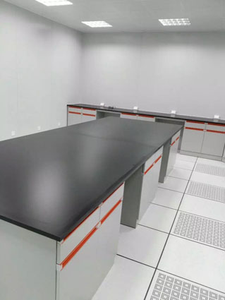 恒溫恒濕實(shí)驗(yàn)室通風(fēng)系統(tǒng)展示